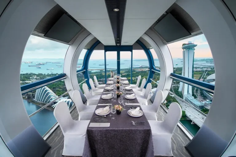 Singapore Flyer & 165 Sky Dining: Pengalaman Makan Malam yang Menakjubkan di Ketinggian