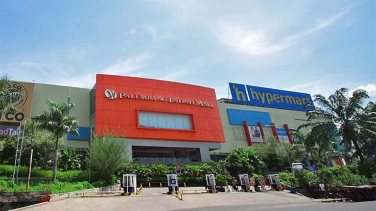Menelusuri Keunikan Pusat Belanja Palembang Indah Mall