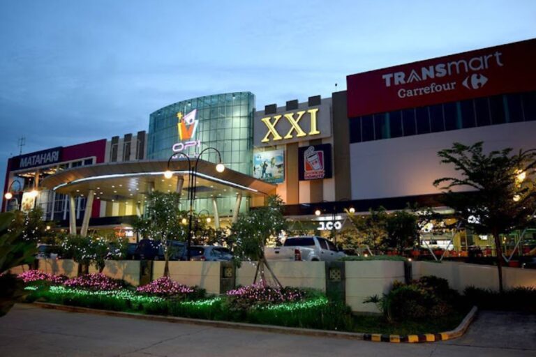 OPI Mall: Pusat Belanja Lengkap dan Nyaman di Kota Anda
