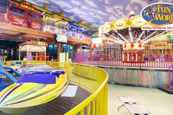 Pusat Belanja Central Park: Tempat Belanja dan Hiburan Terlengkap